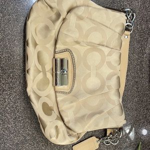 Used. Good condition. comes with a dust bag